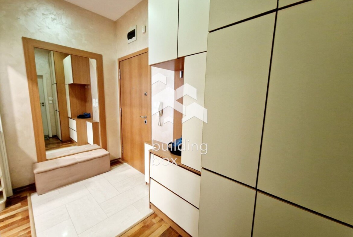 Топъл и уютен двустаен апартамент в кв. Студентски Град . - 0