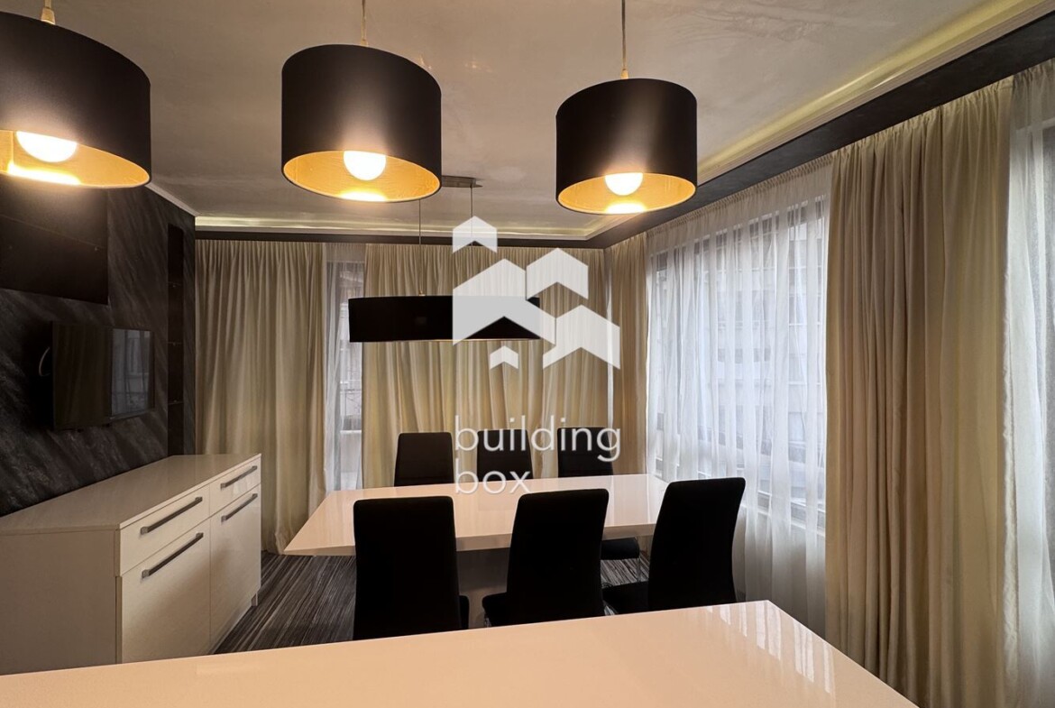 Тристаен луксозно обзаведен апартамент под наем - 0