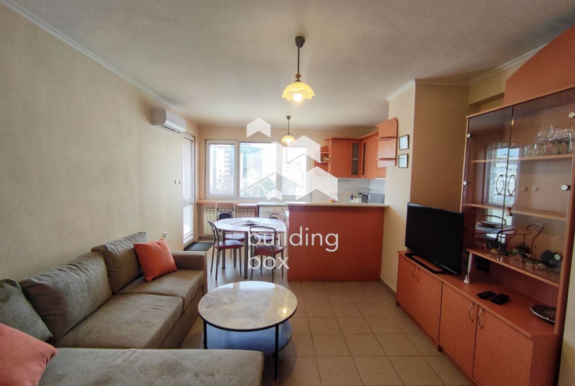 Слънчев тристаен апартамент в кв. Гео Милев - 0