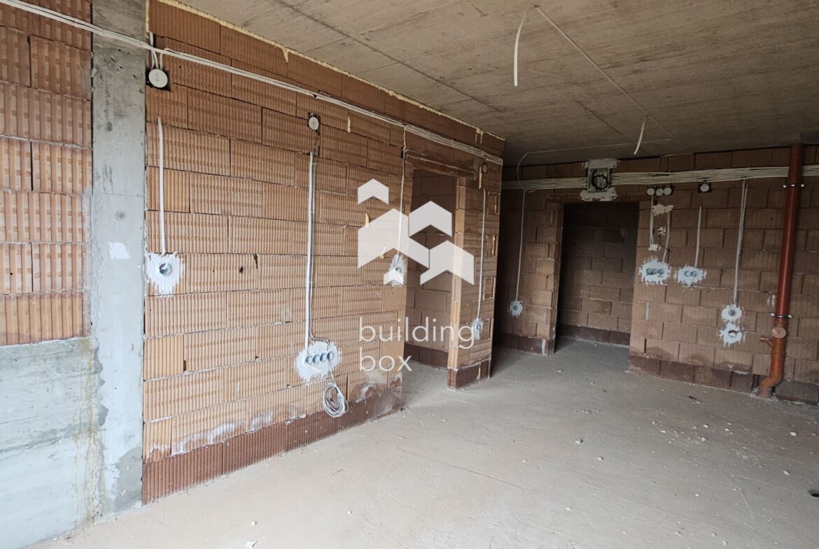 Двустаен апартамент, довършен до ключ - кв. Беломорски - 0