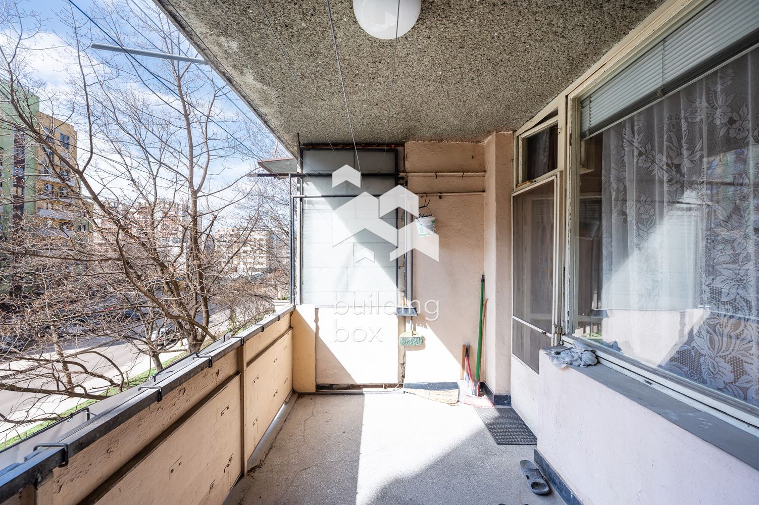 Многостаен апартамент монилит в кв. Южен 98кв.м. - 0