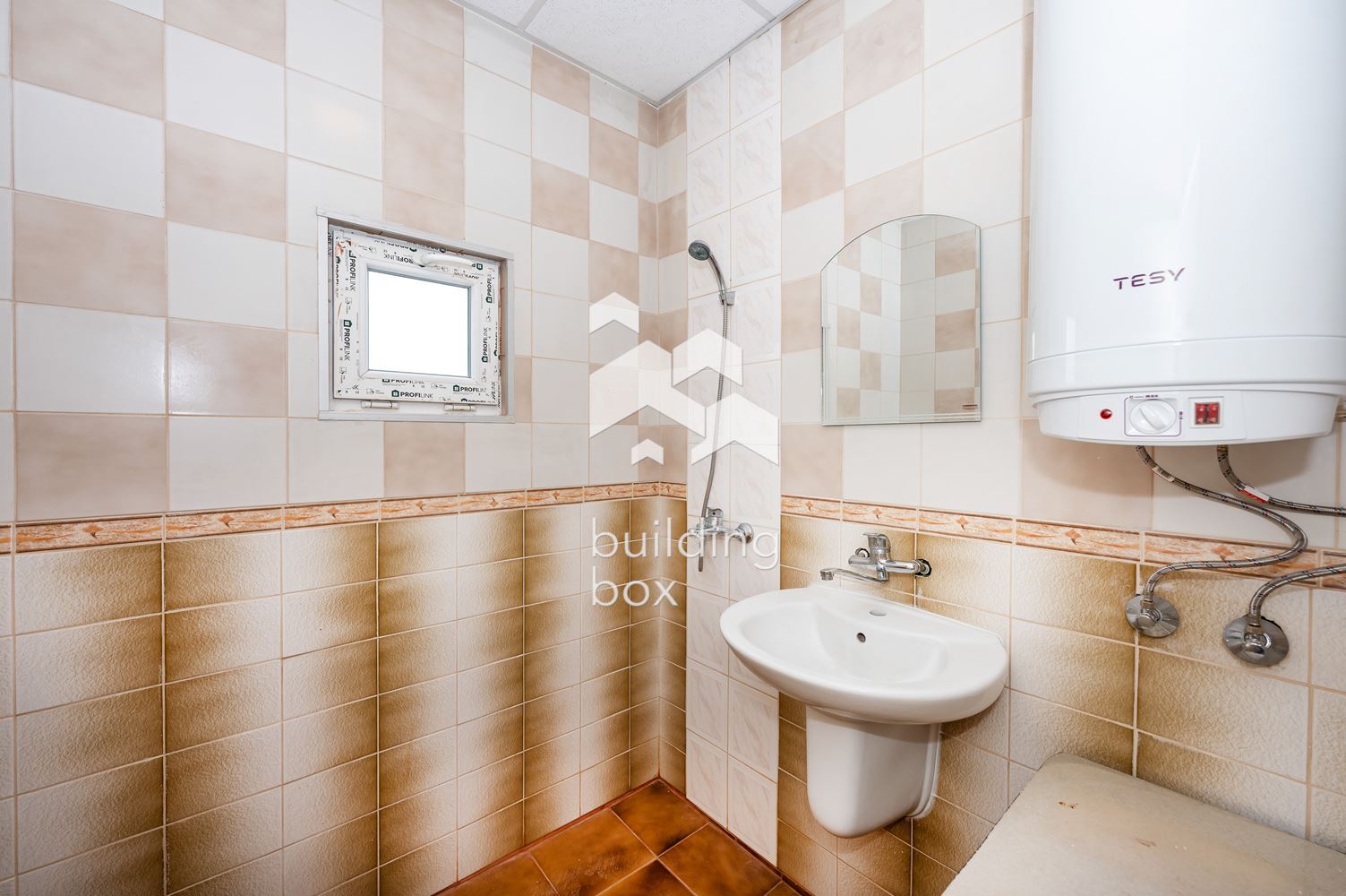 Двустаен апартамент - кв. Христо Смирненски - 0