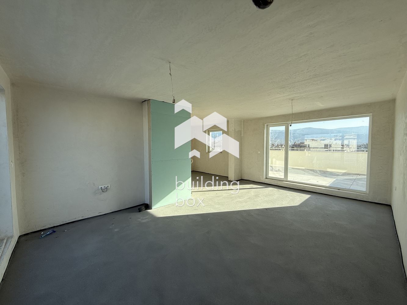 Четиристаен апартамент пред АКТ16 – кв. Остромила