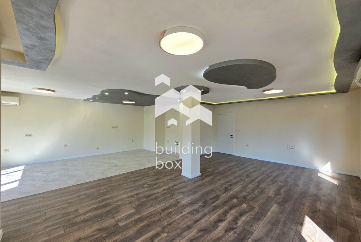 Просторен многостиаен след ремонт в Павлово - 0