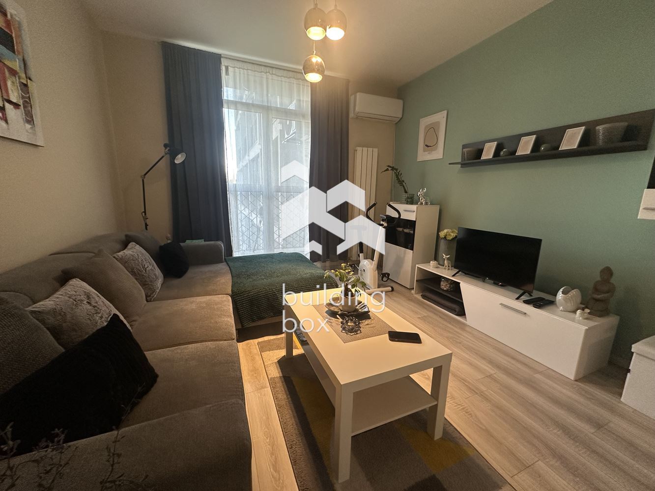 Двустаен апартамент с включено паркомясто в Цариградски комплекс