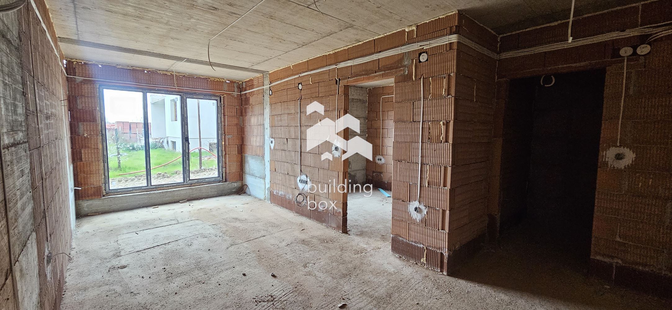 Двустаен апартамент, довършен до ключ - кв. Беломорски - 0