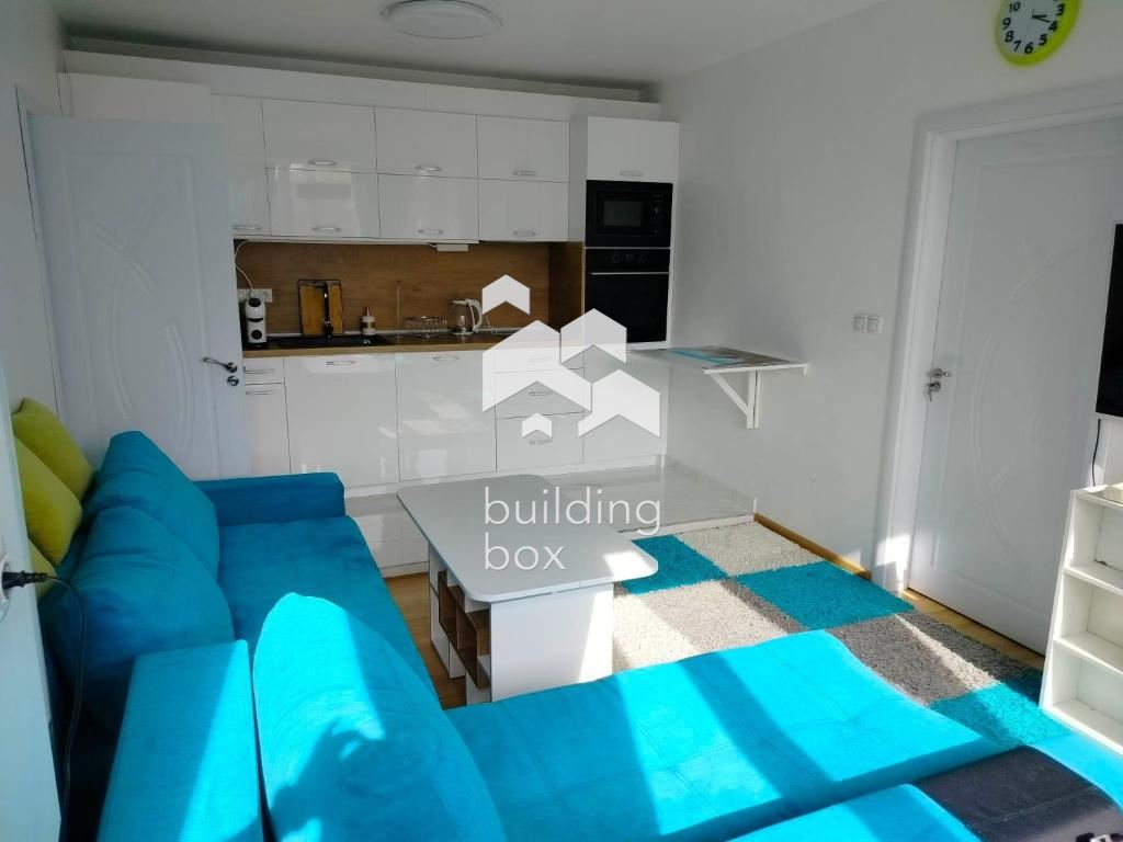 Свеж и уютен тристаен апартамент в кв. Изток