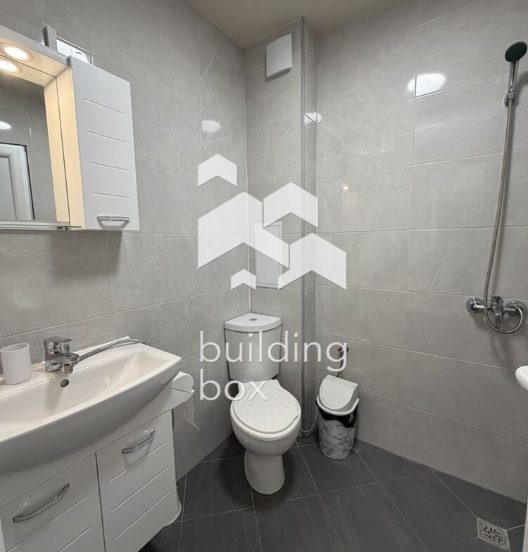 Двустаен апартамент под наем - кв. Смирненски к-с Алгара - 0