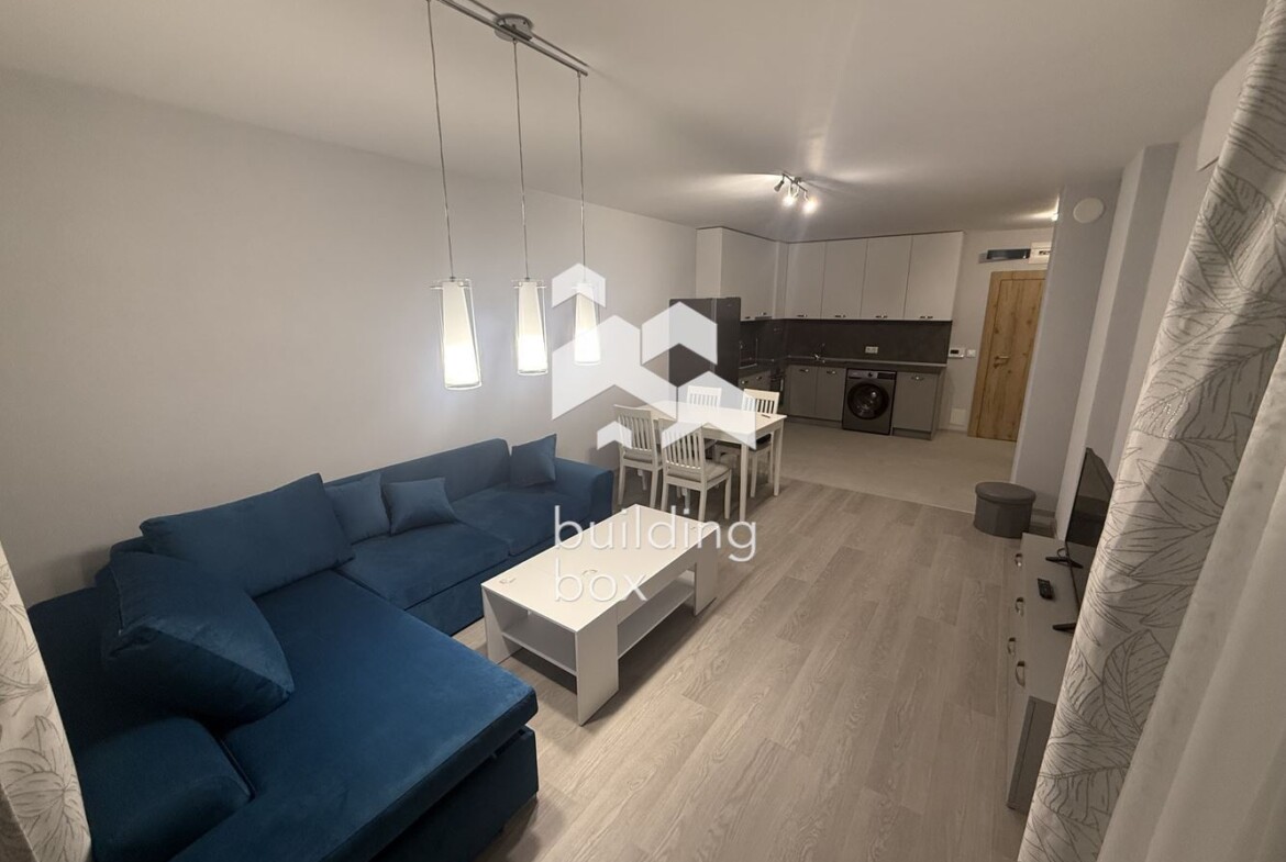 Светъл и просторен двустаен апартамент - 0