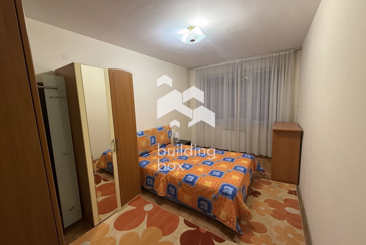 Двустаен, обзаведен апартамент в близост до Руски паметник - 0