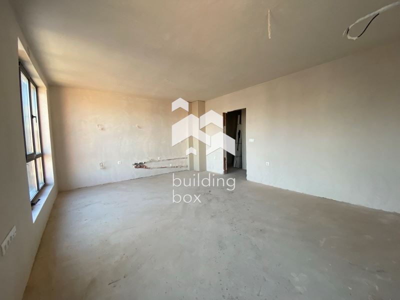 Тристаен апартамент в Марица Парк - 0