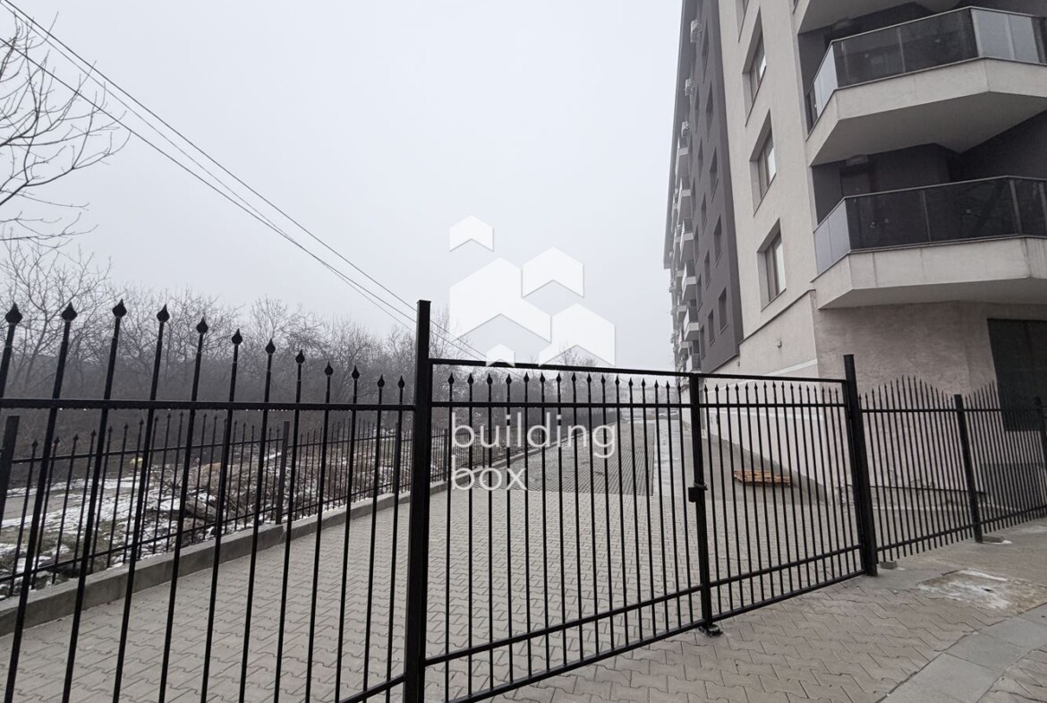 Тристаен апартамент в Люлин 1 - 0