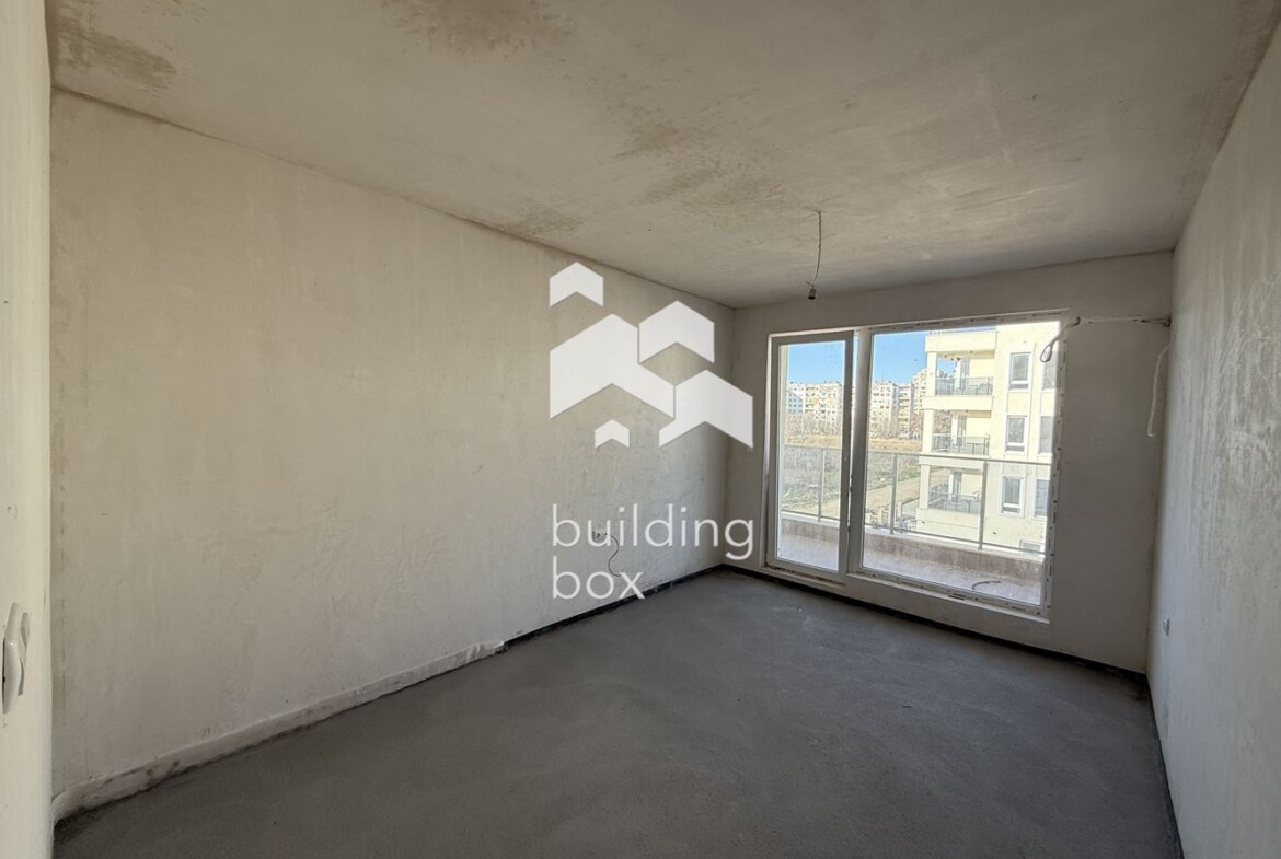 Тристаен апартамент в кв. Остромила пред АКТ16 - 0