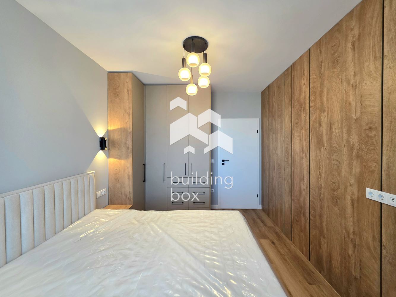 Светъл и просторен апартамент в MONA 3 - 0