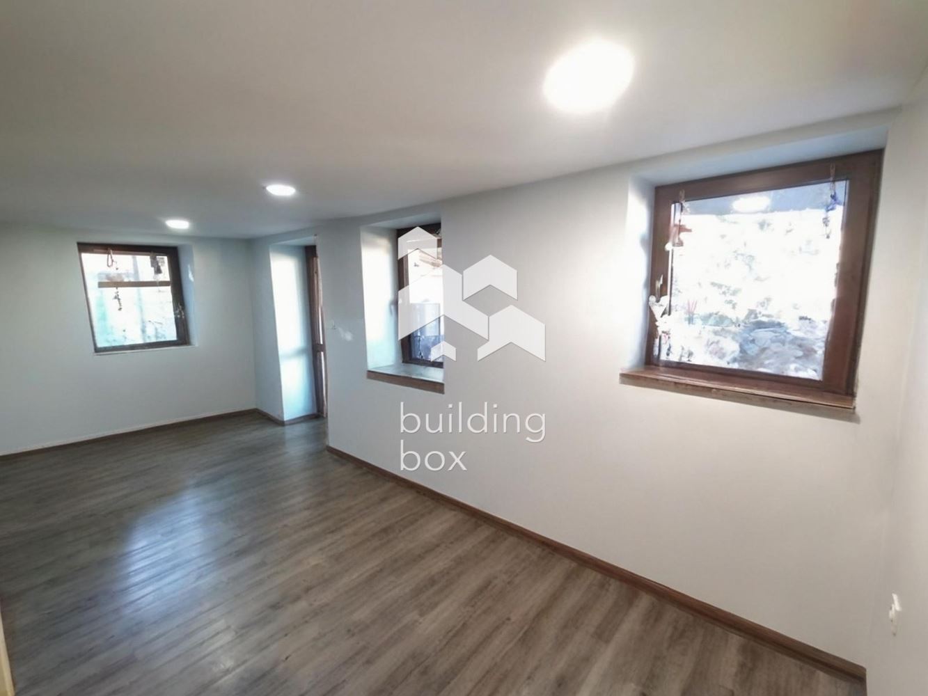 Къща с двор в сърцето на град Пловдив. - 0