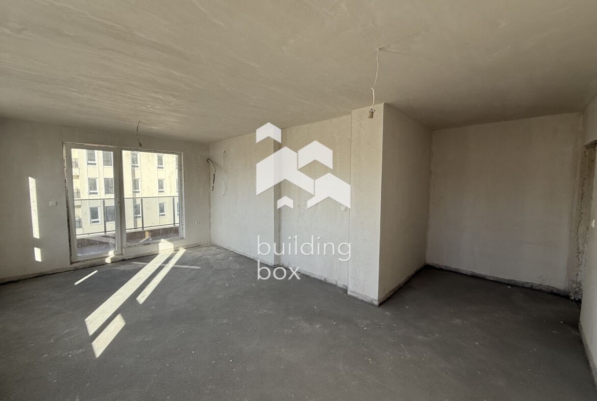 Тристаен апартамент в кв. Остромила пред АКТ16 - 0