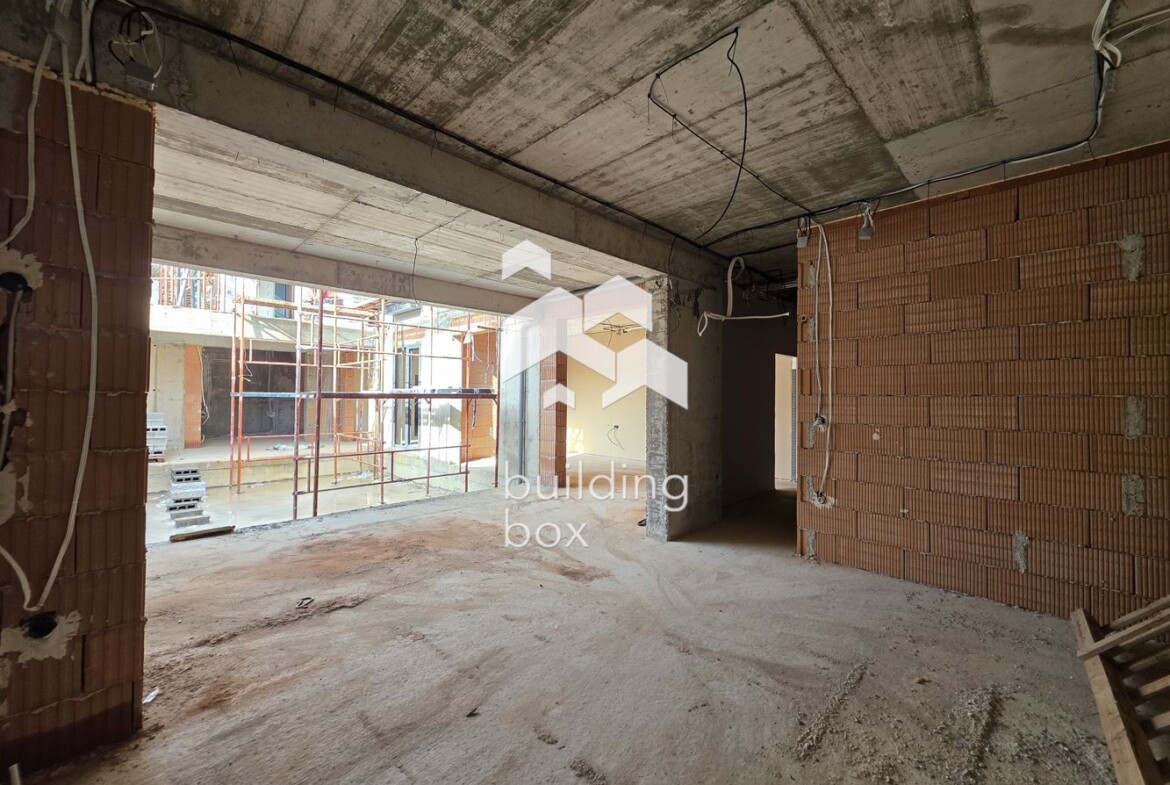 Луксозен мезонет - местност "Камбаните" - 0