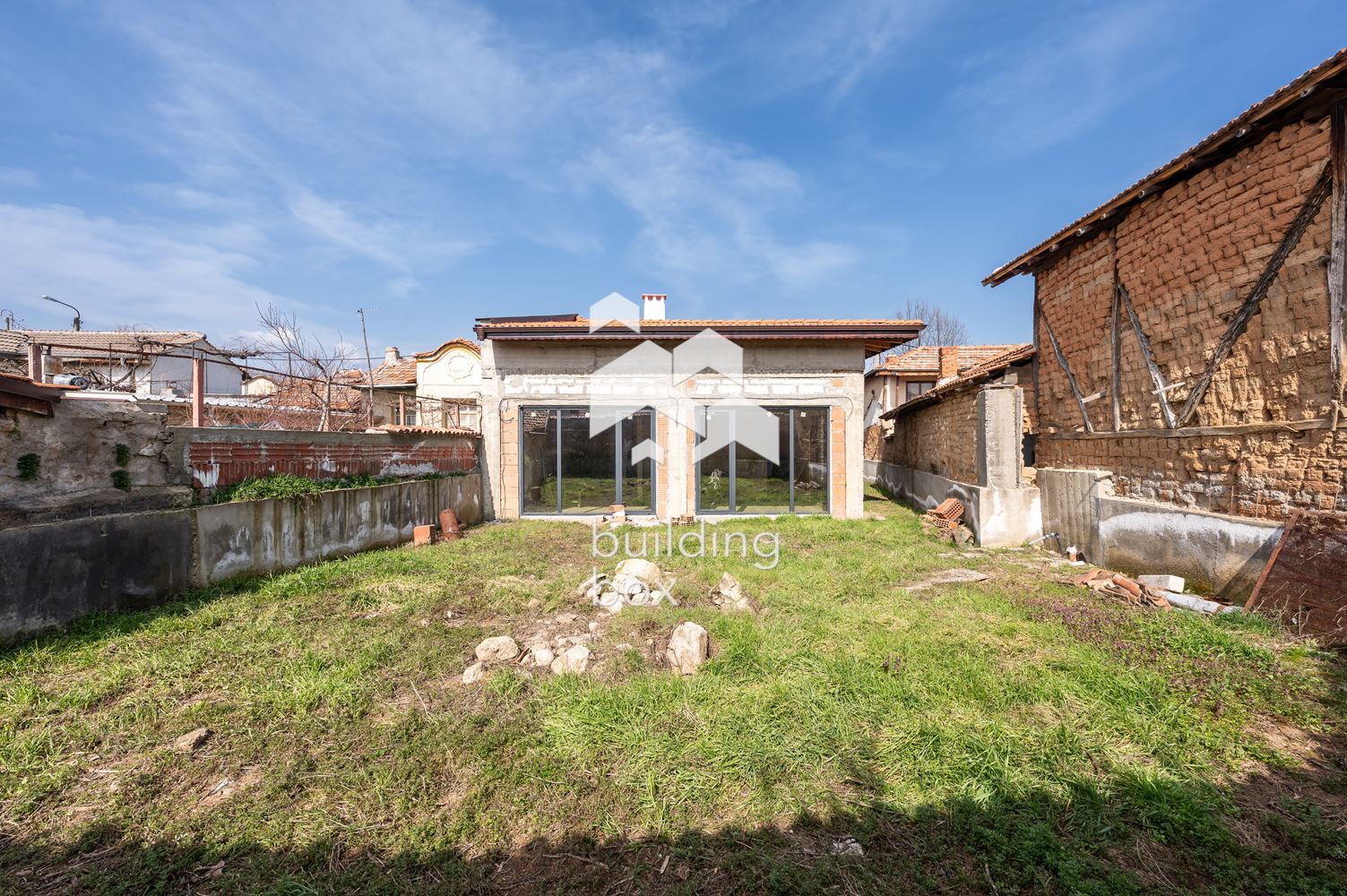 Еднофамилна къща в с. Старосел - 0