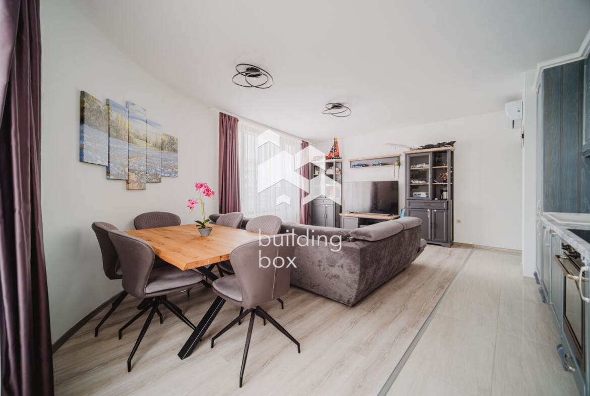 Тристаен обзаведен СИТИ ПАРК ЮГ - 0