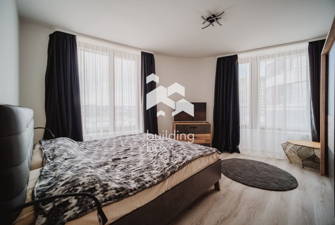 Тристаен обзаведен СИТИ ПАРК ЮГ - 0