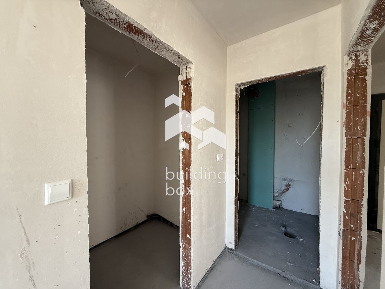 Тристаен апартамент пред АКТ16 - кв. Остромила - 0