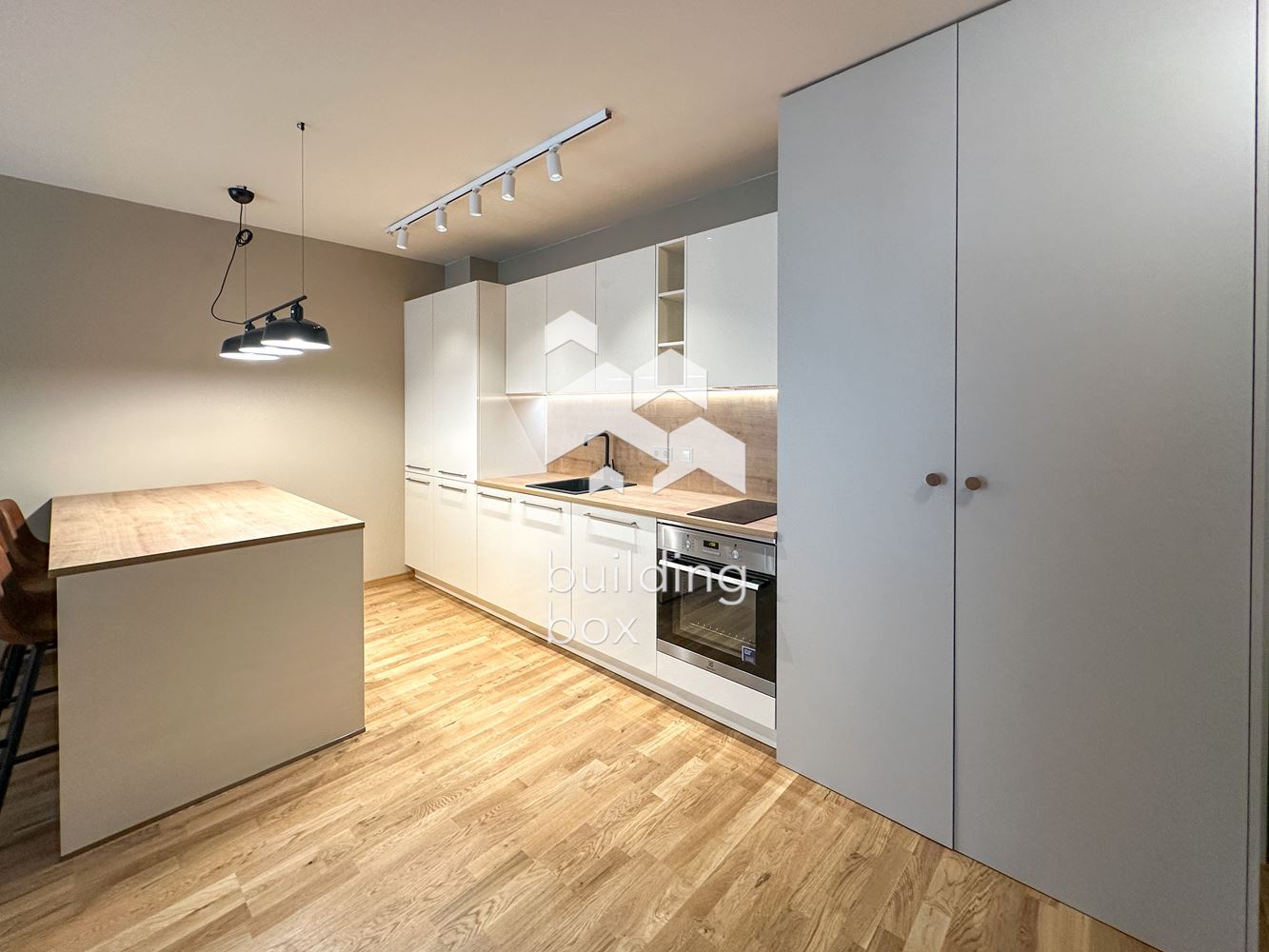 Двустаен апартамент в Манастирски ливади - 0