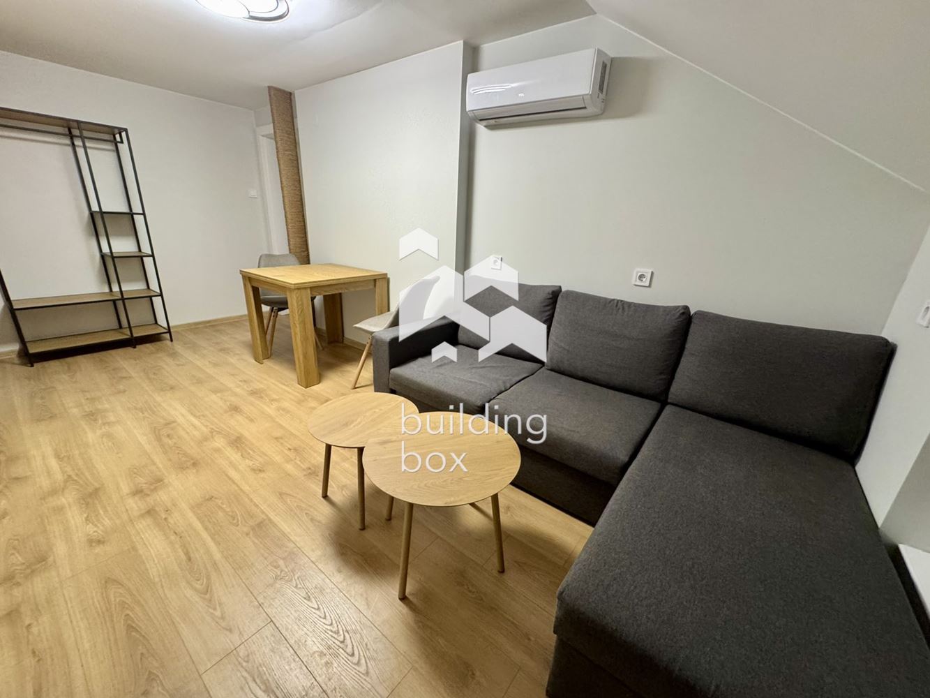 Чисто нов апартамент в кв. Илиянци