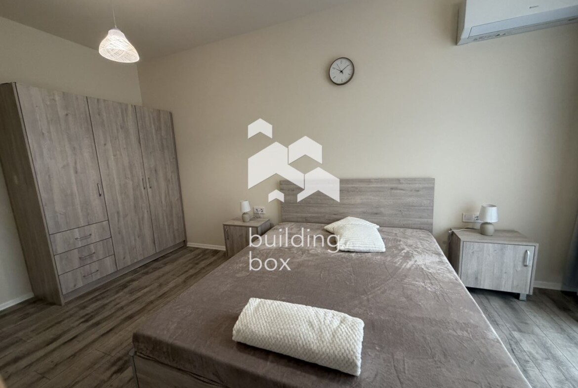 Двустаен апартамент под наем - кв. Смирненски к-с Алгара - 0