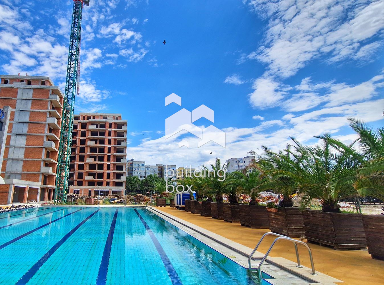 Голям тристаен апартамент до парк Лаута