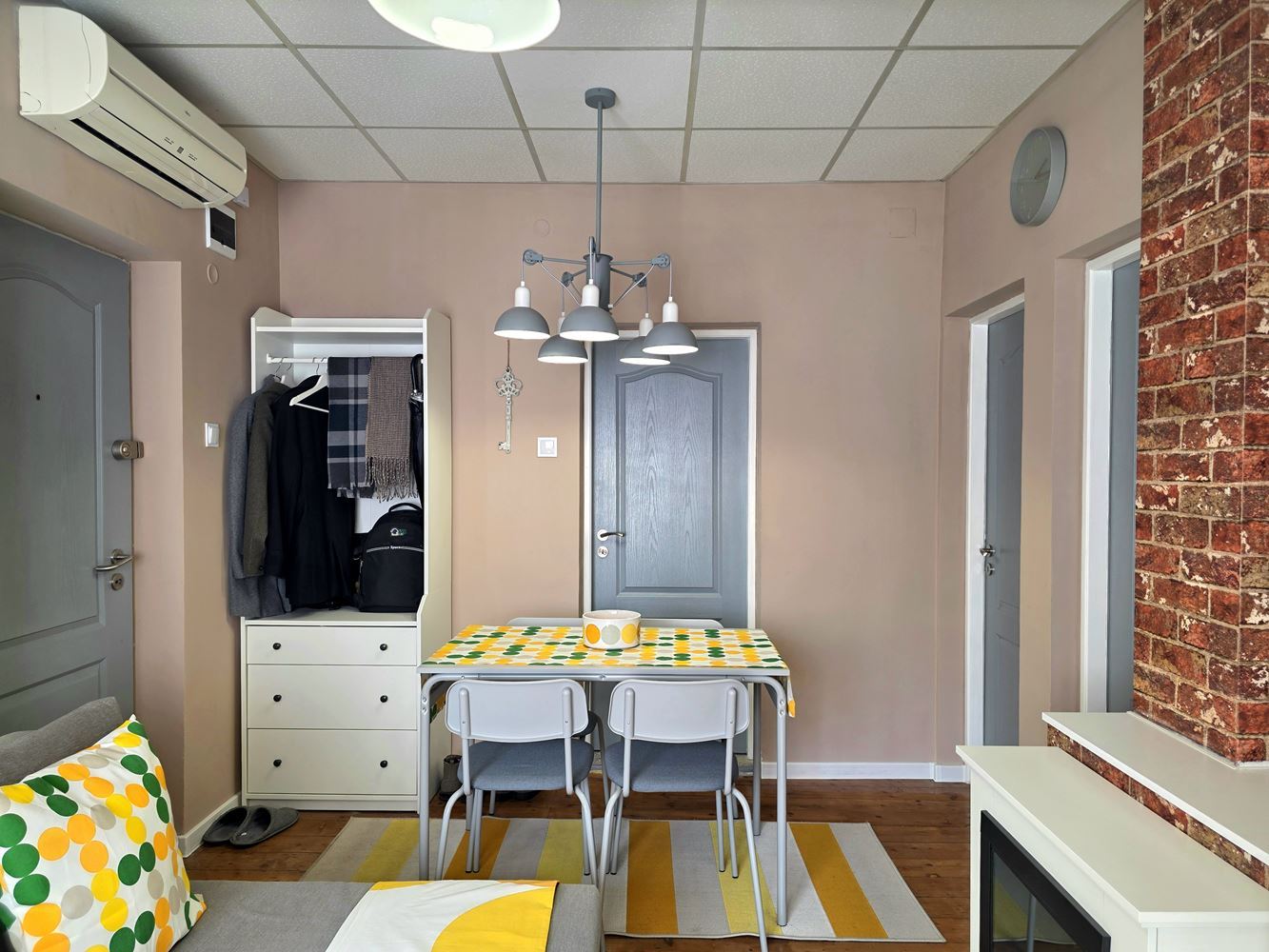 Компактен тристаен апартамент - кв. Овча Купел - 0