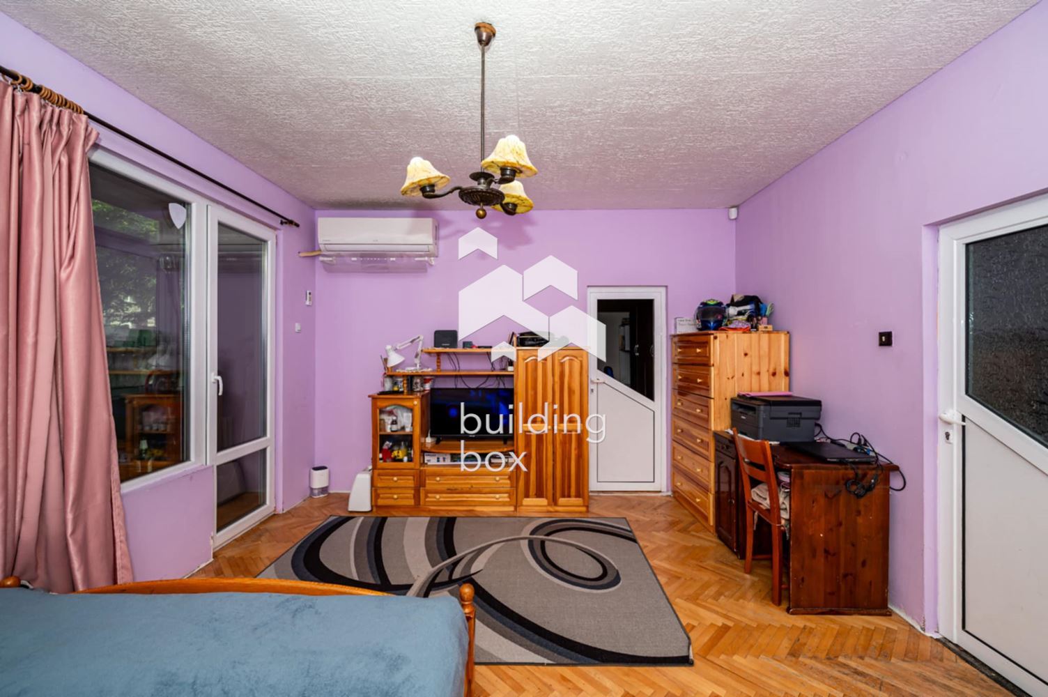 Двустаен апартамент – кв. Кючук Париж