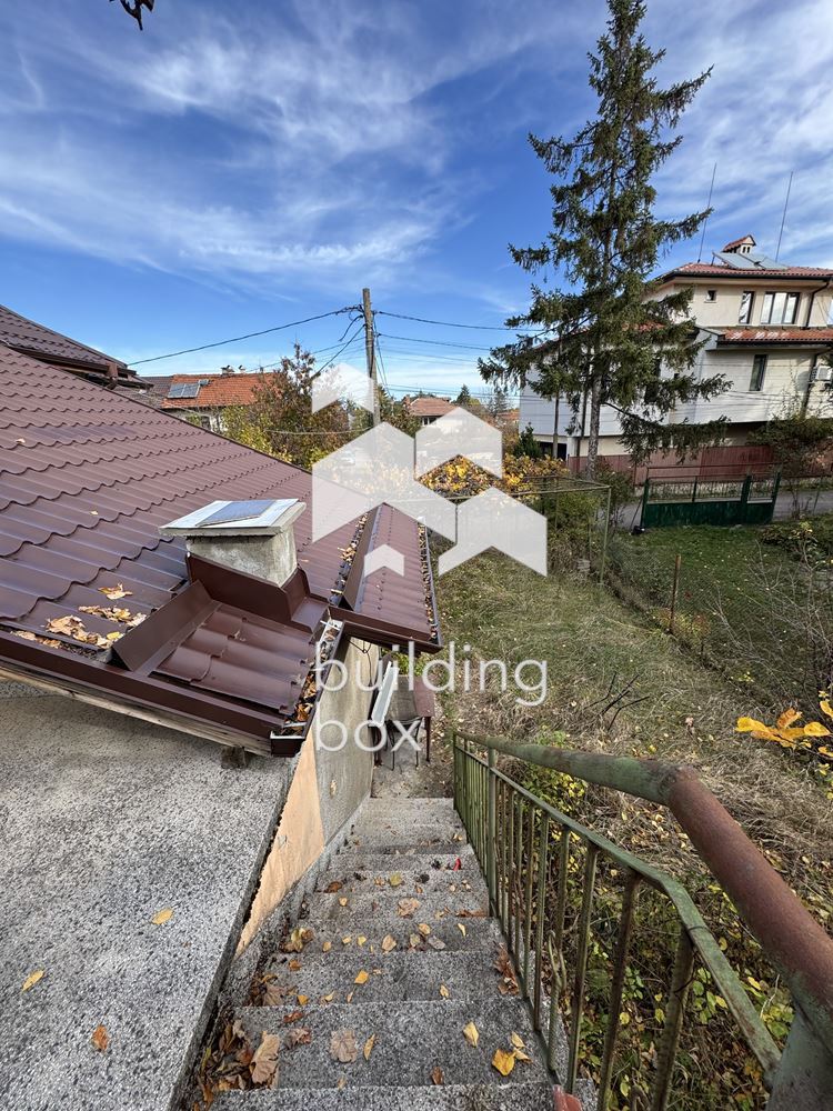 Етаж от къща в Банкя - 0