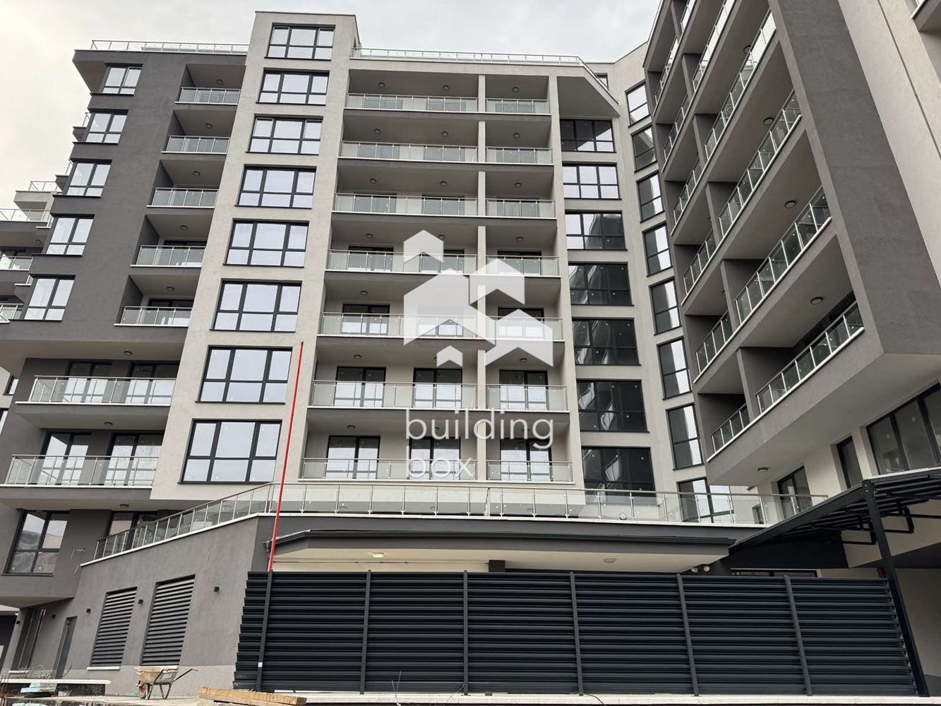 Двустаен апартамент в кв. Полигона