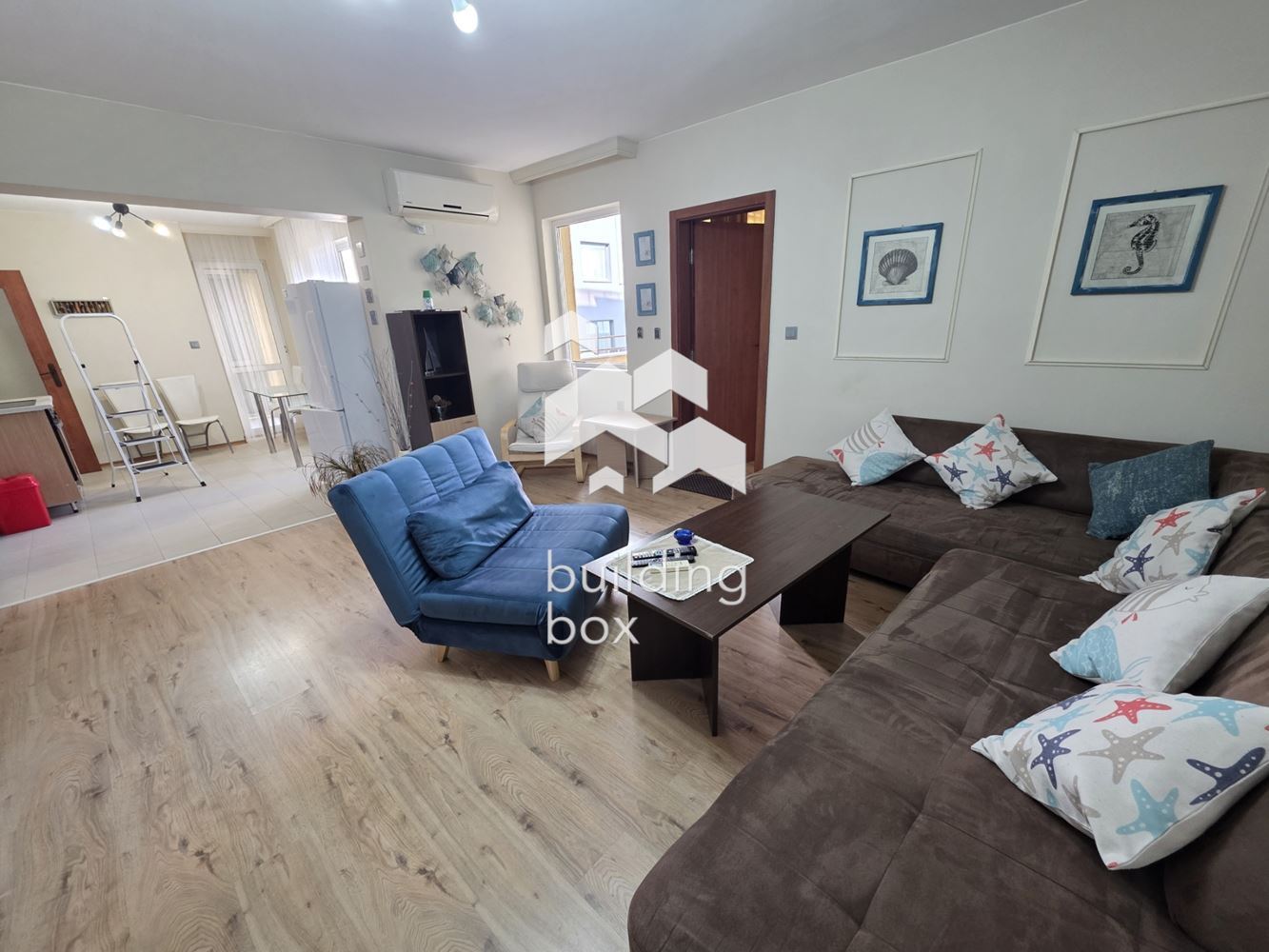 Тристаен апартамент в сърцето на кв. Кършияка до "Холидей Ин" и "БИЛЛА" - 0