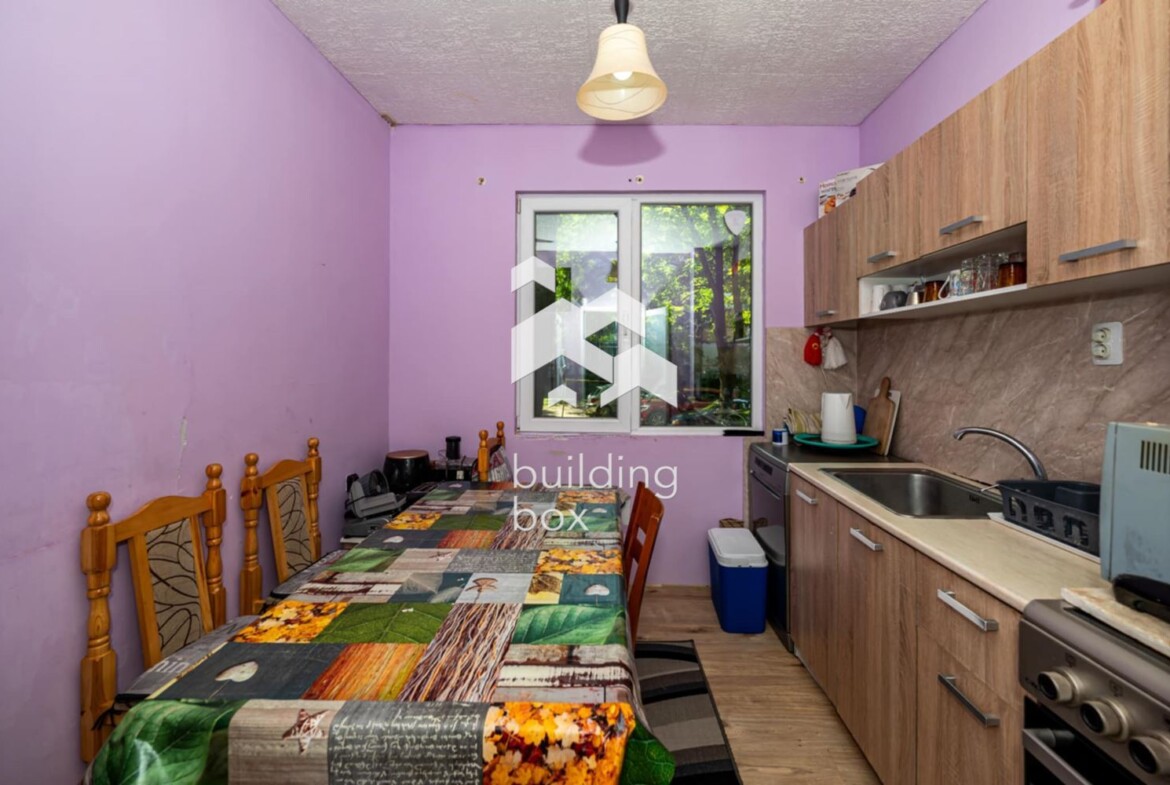 Двустаен апартамент - кв. Кючук Париж - 0