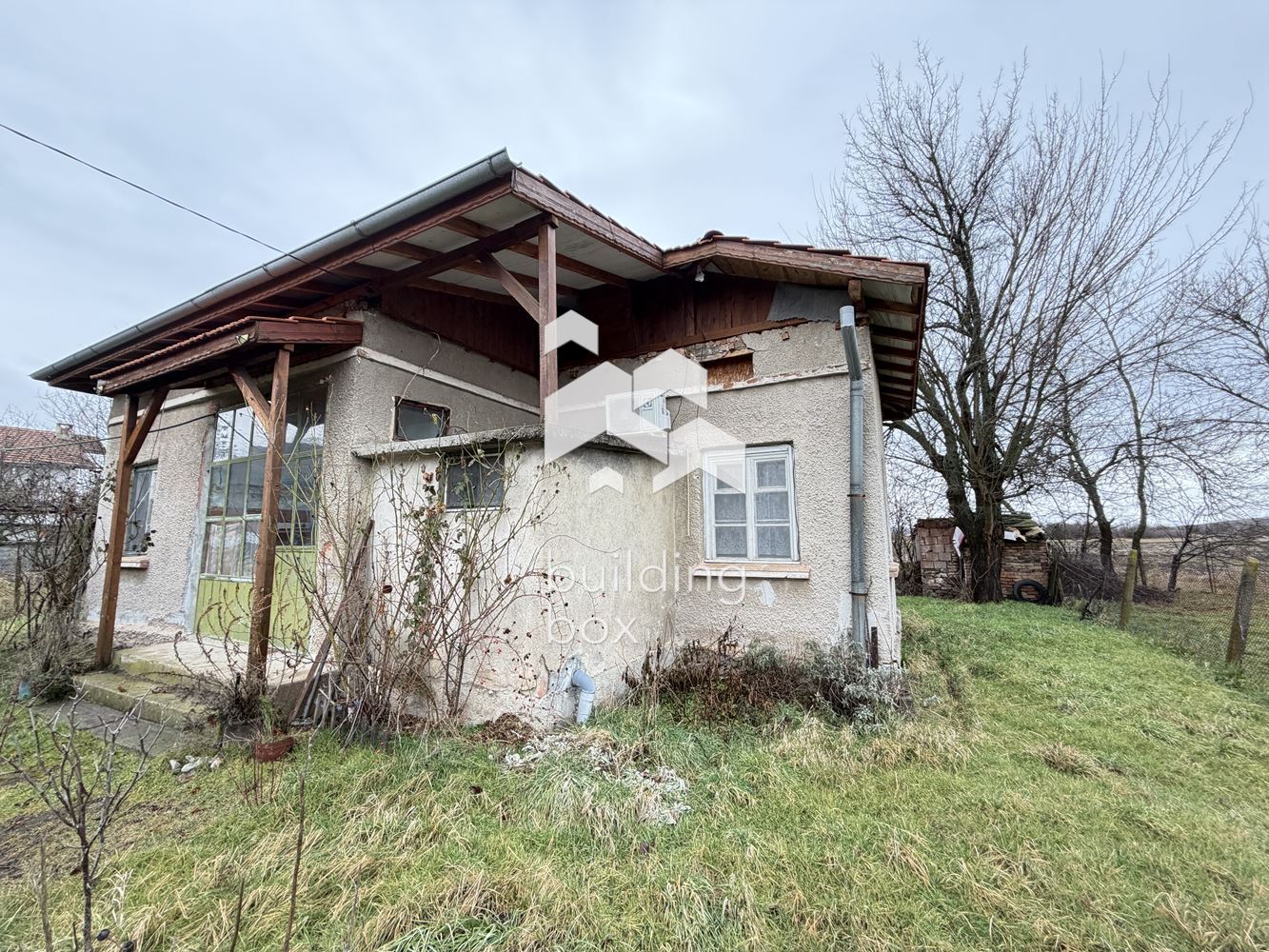 Къща - с. Долни Раковец - 0