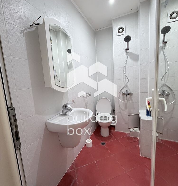 Тристаен апартамент под наем - кв. Каменица 2 - 0