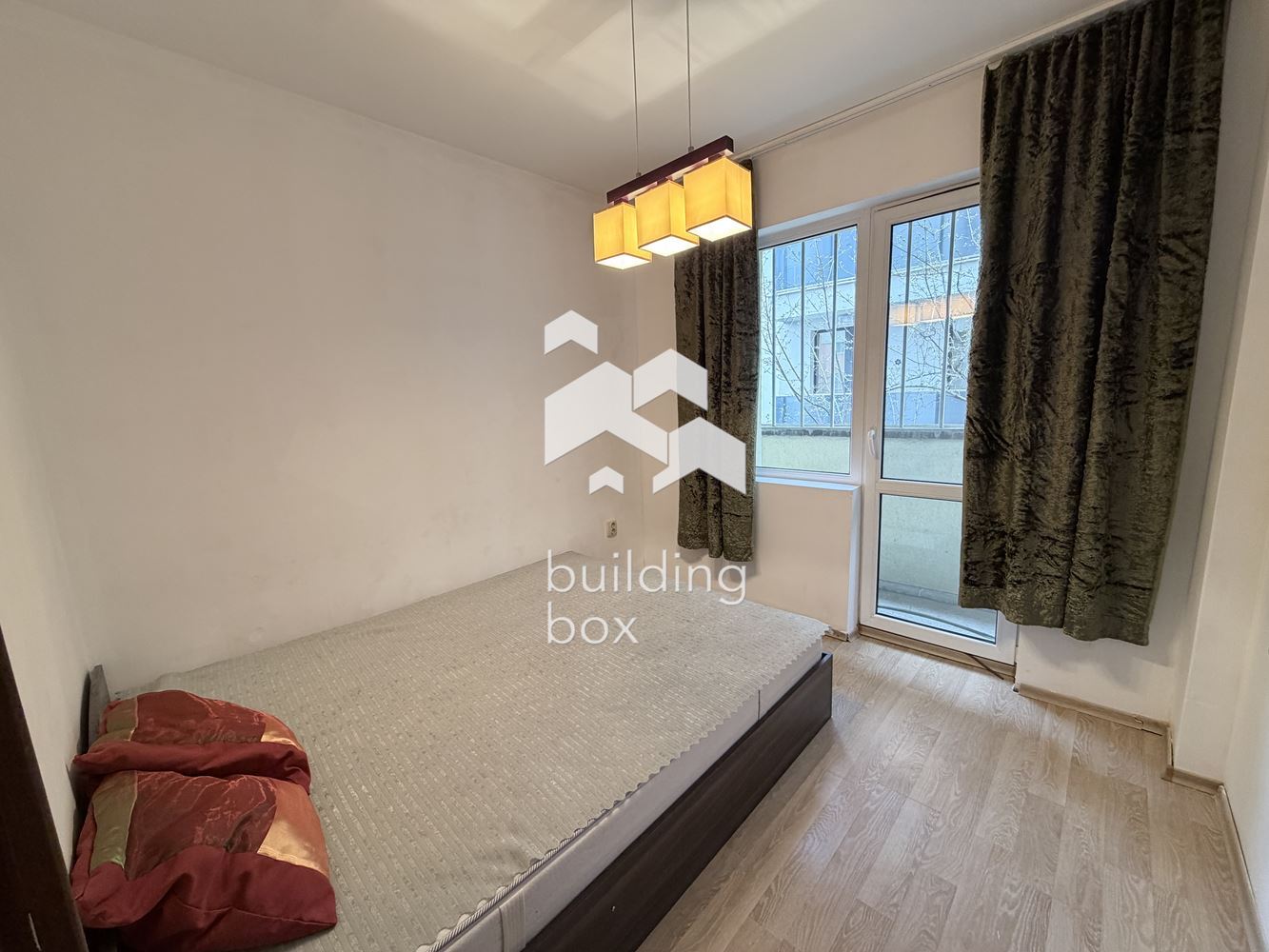 Тристаен апартамент под наем - кв. Каменица 2 - 0