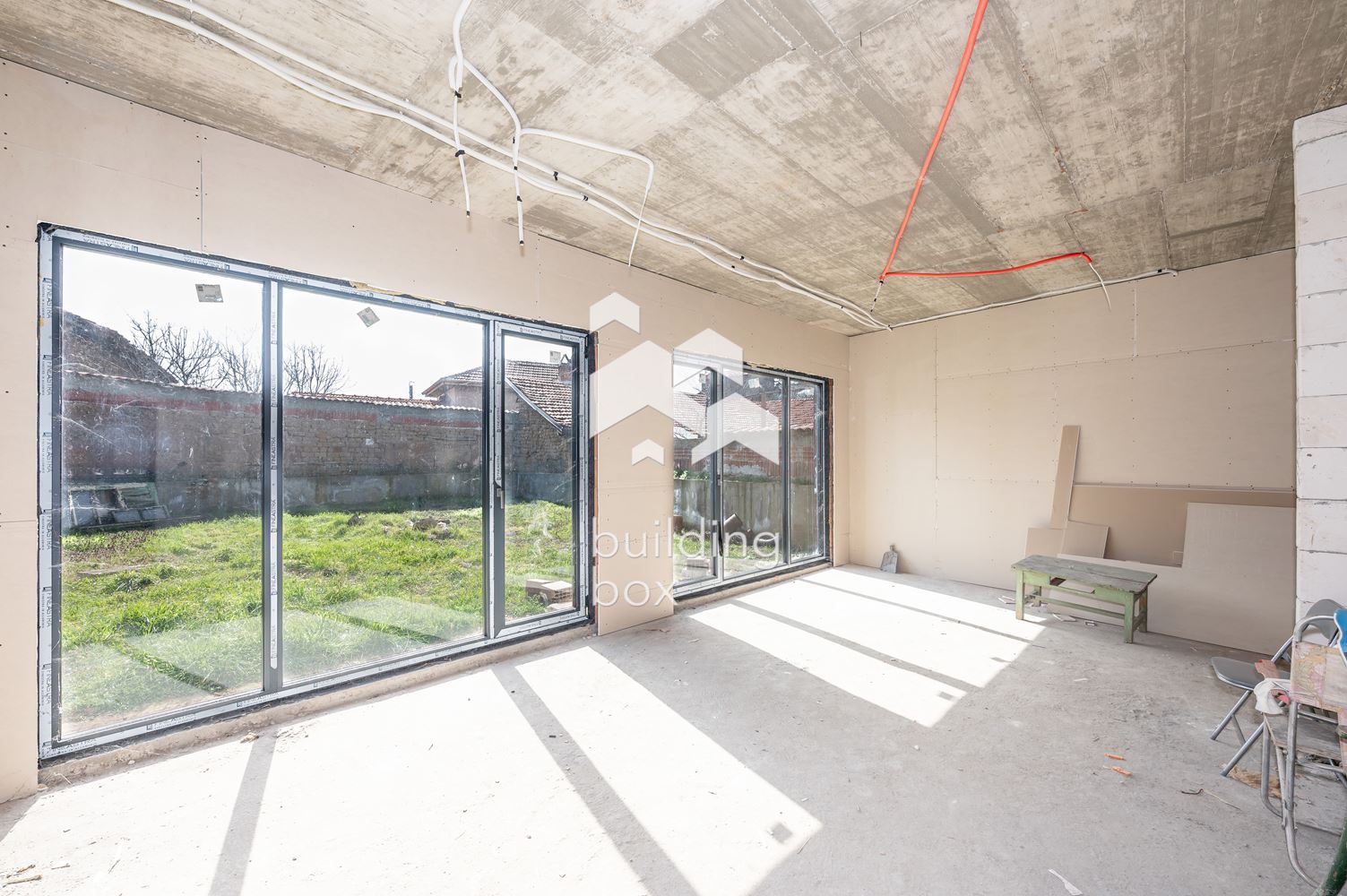 Еднофамилна къща в с. Старосел - 0