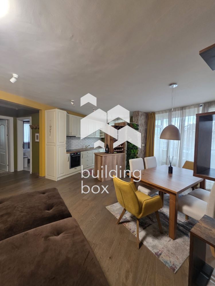 Продава тристаен апартамент в кв. Манастирски ливади - 0