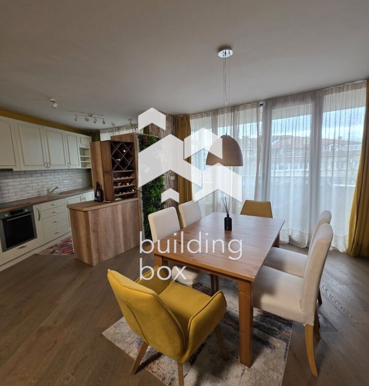 Продава тристаен апартамент в кв. Манастирски ливади - 0