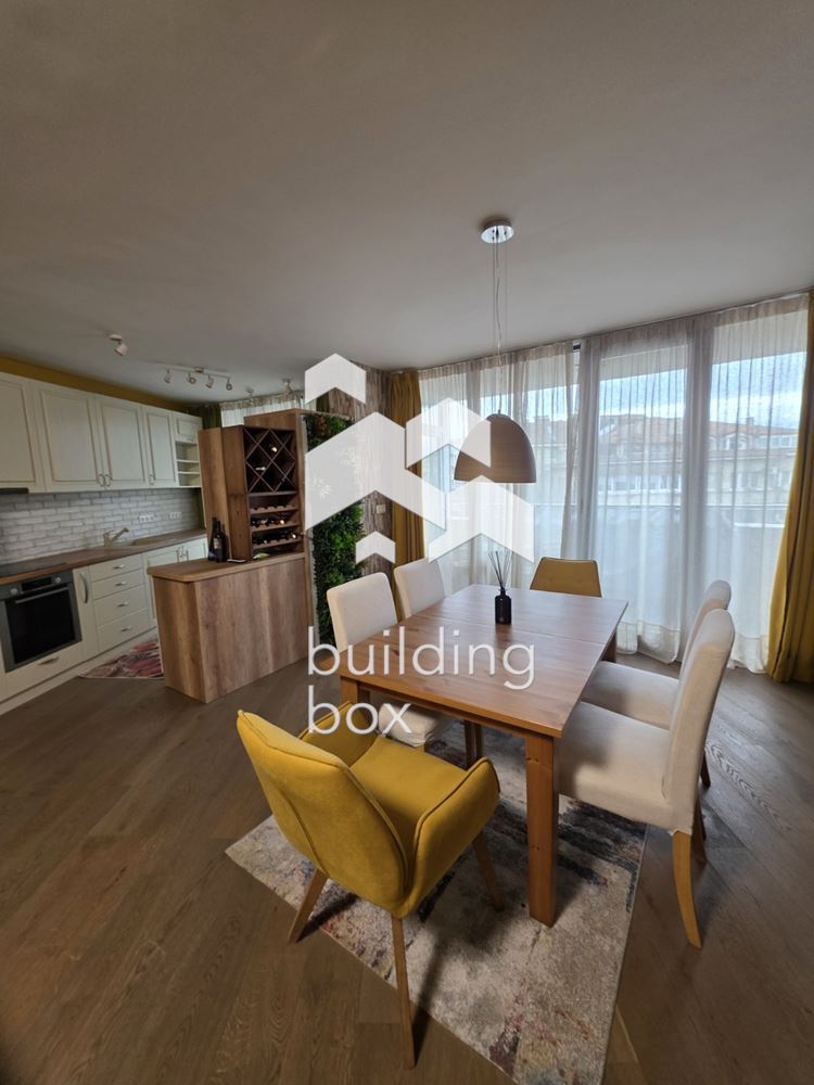 Продава тристаен апартамент в кв. Манастирски ливади - 0