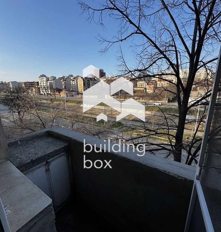 Тристаен апартамент в Центъра на гр. София - 0