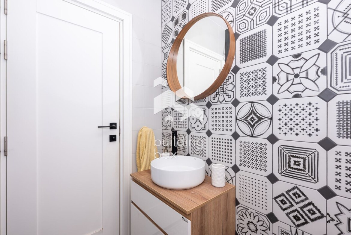 Уютен, обзаведен тристаен апартамент - кв. Каменица 1 - 0