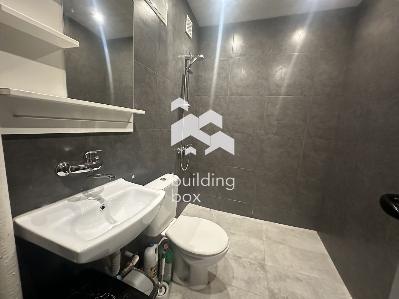 Едностаен апартамент в Младост 3 - 0