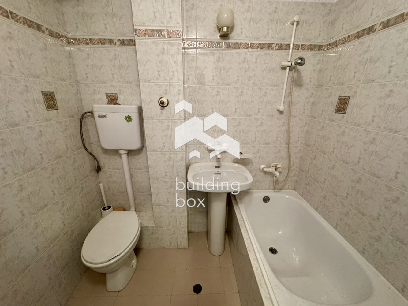 Офис/ Кантора под наем в ТОП център - 0