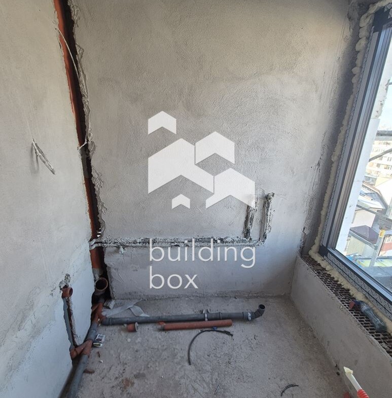 Тристаен апартамент в сграда "Casa Madrid" - район Оборище - 0