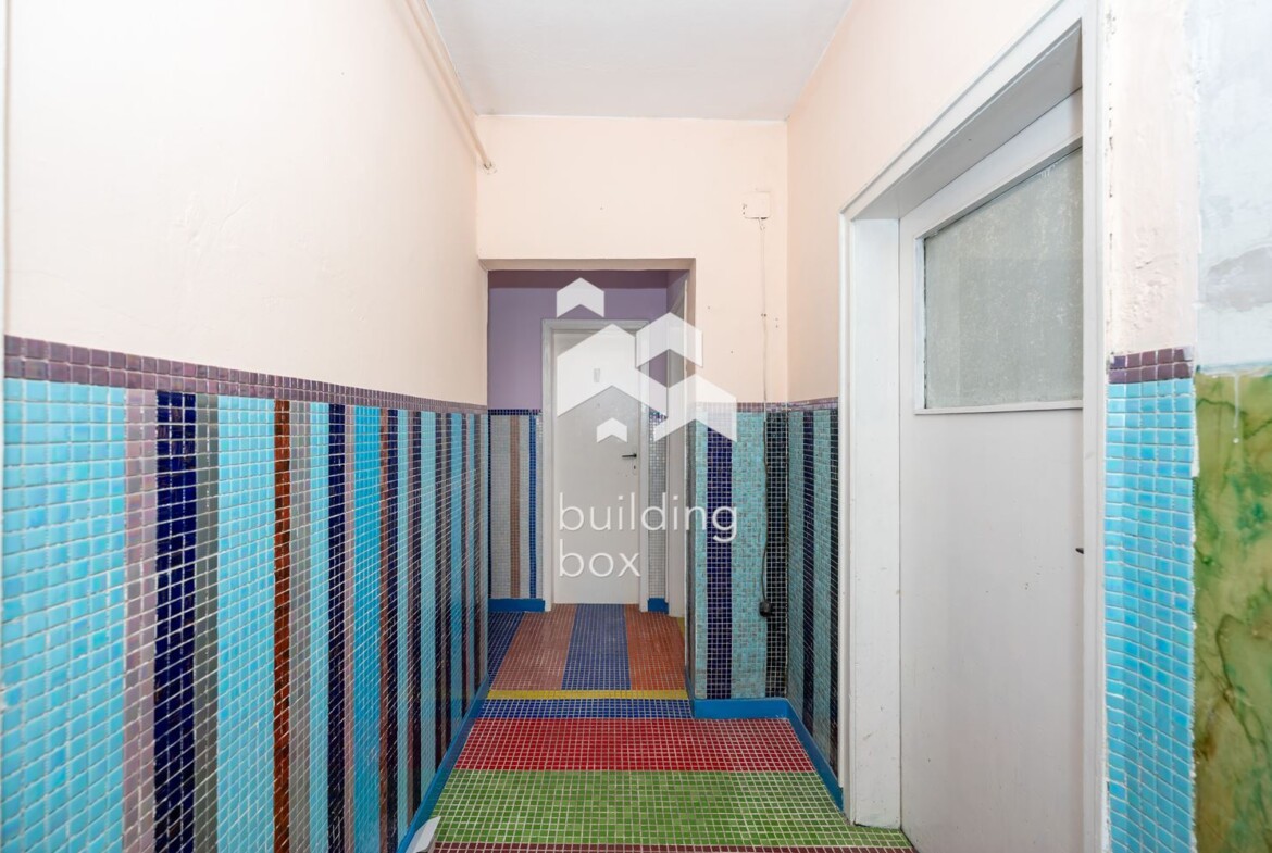 Тристаен апартамент срещу казино Риц - гр. Пловдив - 0