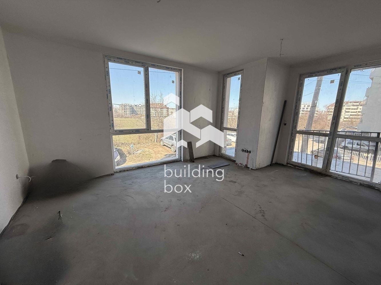 Двустаен апартамент до „Нов българиски университет“ - 0