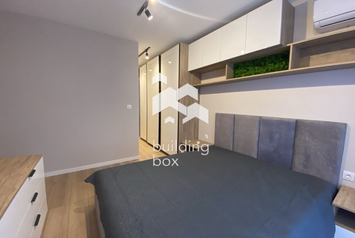 Двустаен апартамент в кв. Остромила - 0